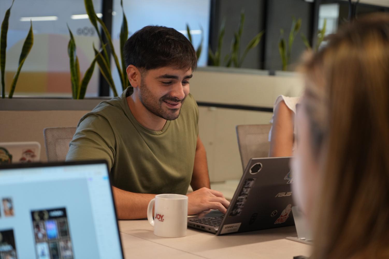 Agustín — Head of Growth Creativo