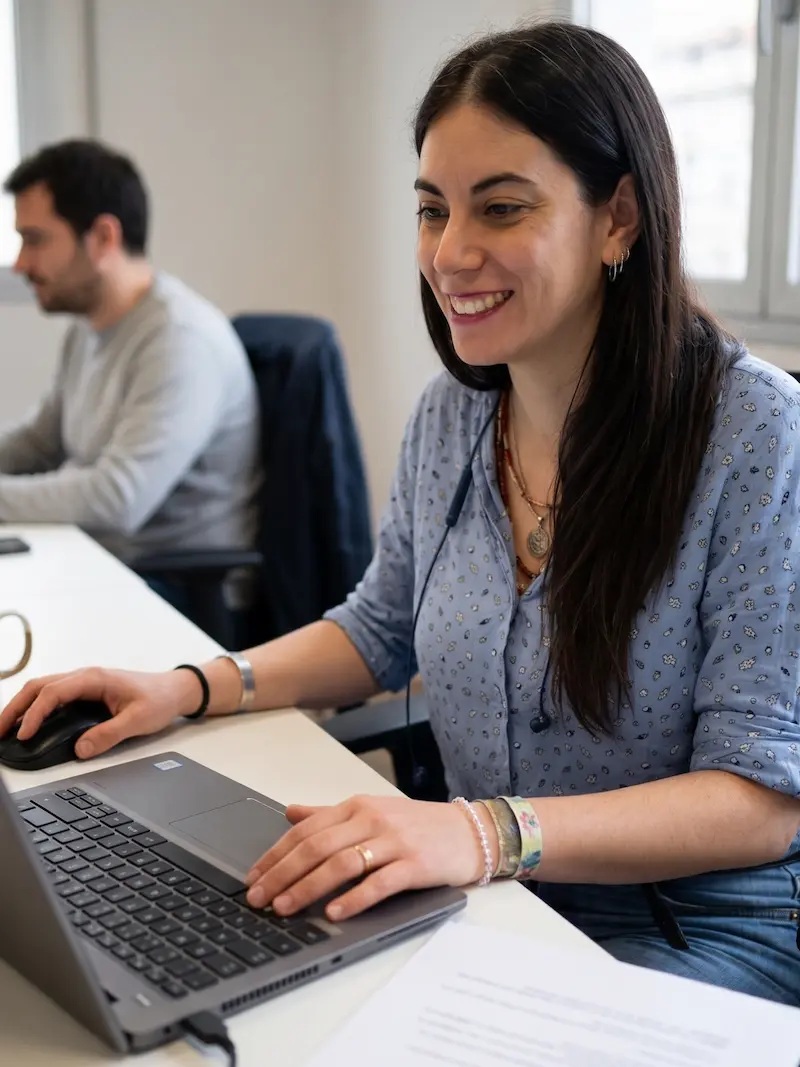 Ale — Account Lead en Growthing